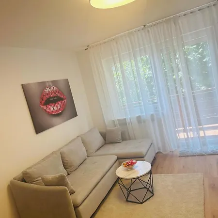 Kj Bis 5p-zentral-balkon-wifi-parken شقة اوغسبورغ